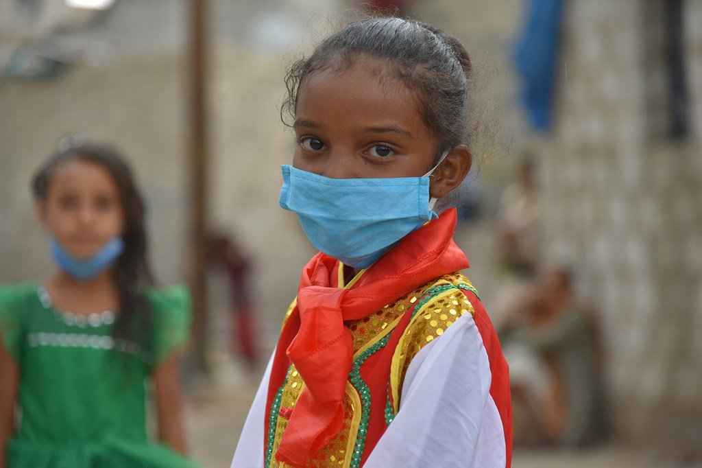 七岁的贾芭拉（Jabra）住在也门萨那。 她正在学习洗手的正确方法以及如何预防冠状病毒的传播。