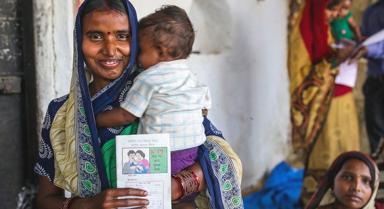 A vaccine logistics system which monitors vaccine stock and temperatures in real time has helped India lower the number of babies who die before their fifth birthday.