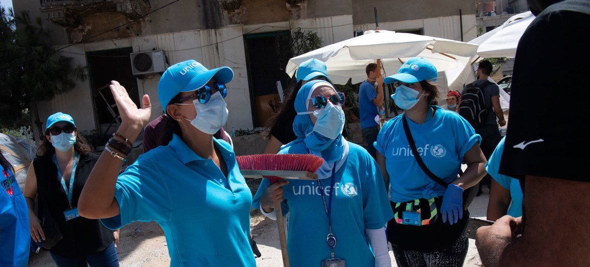 طواقم الأمم المتحدة تعمل في الميدان منذ انفجار بيروت بداية آب/أغسطس.
