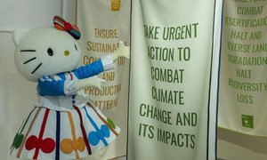  A personagem Hello Kitty visita a ODS Media Zone durante a 74ª Assembleia Geral da ONU.