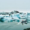 El lago de glaciares Jökulsárlón en Islandia continúa creciendo a medida que el glaciar con el mismo nombre se derrite. 