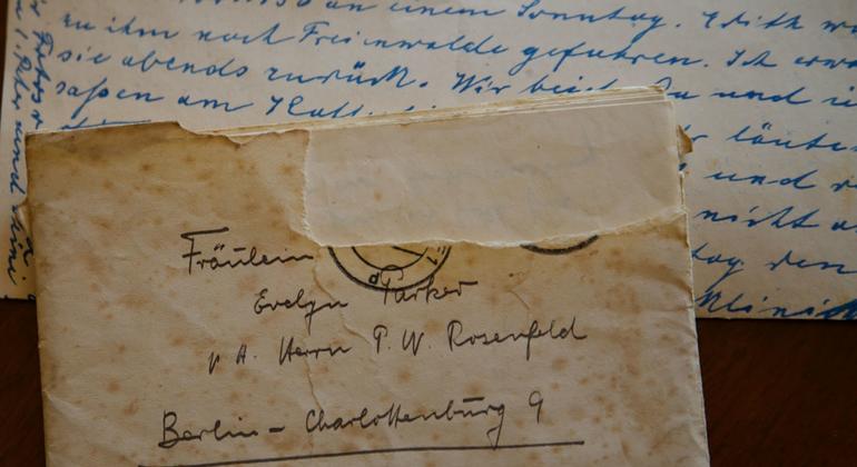 Excerpt of German letter from Evelyn Parker collection.