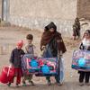 تعمل اليونيسف على توزيع حزمات الشتاء للعائلات الضعيفة في أفغانستان.