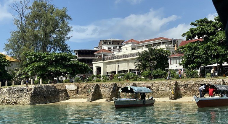 Le tourisme dans la ville Stone Town dans l'île de Zanzibar est au point mort.