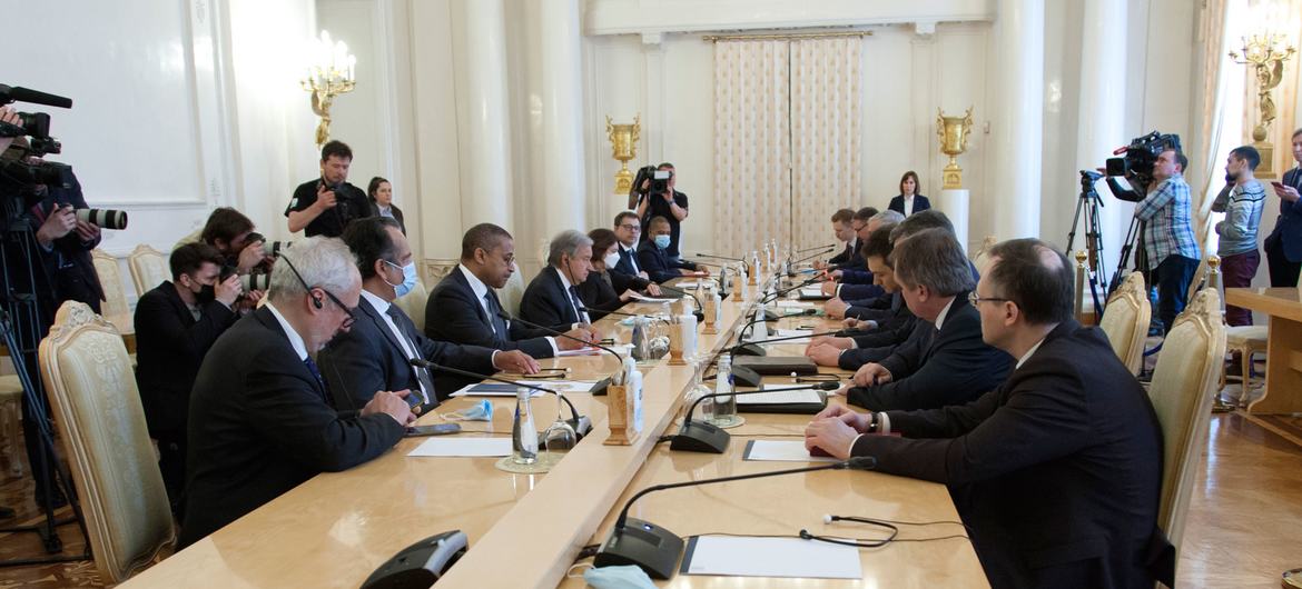 The UN Secretary-General António Guterres and his delegation (left) meet the Russian Foreign Minister Sergey Lavrov in  Moscow.  