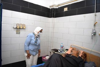 الدكتورة هالة زايد وزيرة الصحة بمصر تزور مستشفيات العزل لمرضى كوفيد -19 بمحافظة قنا