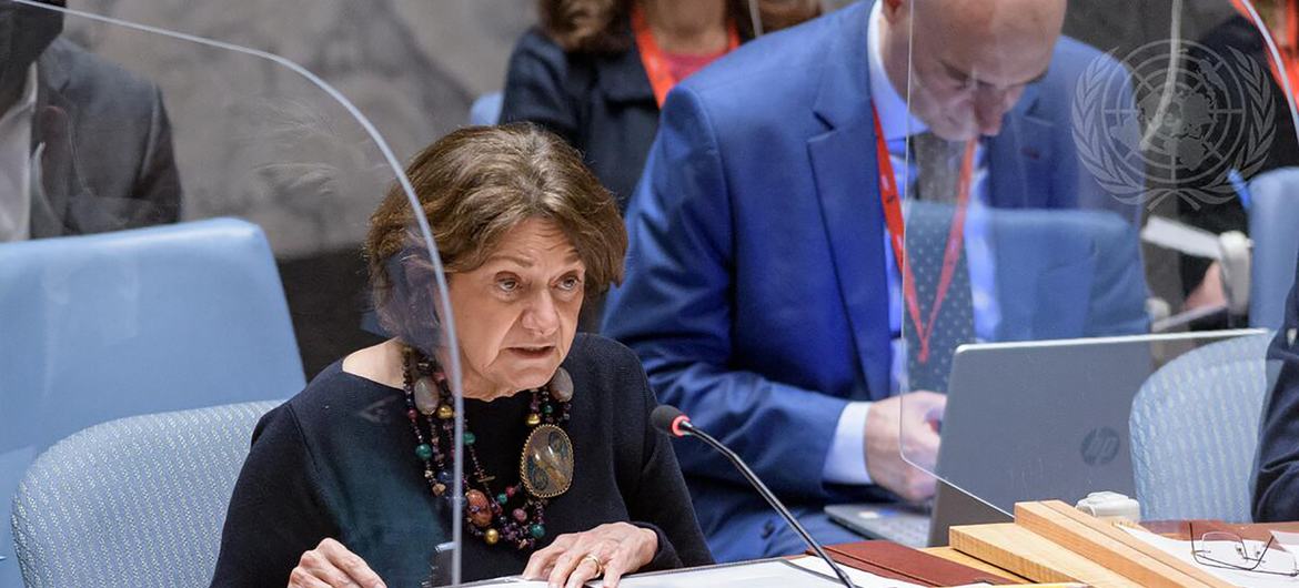 روزماري ديكارلو، وكيلة الأمين العام للشؤون السياسية وبناء السلام، تطلع اجتماع مجلس الأمن على الوضع في ليبيا.