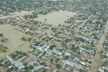 Vue aérienne de la capitale du Tchad N'Djamena après des pluies torrentielles tombées en août 2022.