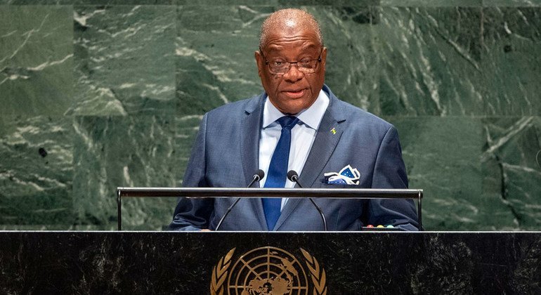  Presidente de São Tomé e Príncipe,Evaristo do Espirito Santo Carvalho, discursa na Assembleia Geral