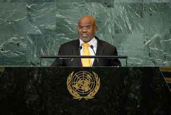 محمد سياد دواله، المندوب الدائم لجيبوتي لدى الأمم المتحدة، يلقي كلمة في المناقشة العامة للدورة السابعة والسبعين للجمعية العامة.
