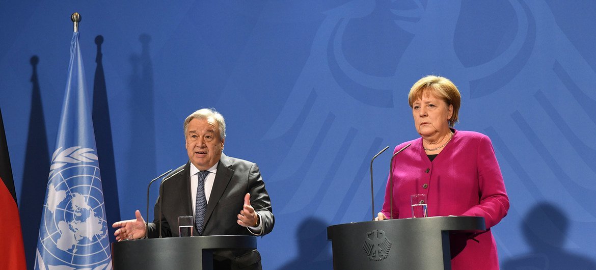 Em Berlim, António Guterres teve um encontro com a chanceler federal da Alemanha, Angela Merkel.