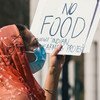 在美国华盛顿特区，一名妇女抗议印度备受争议的农业法案。