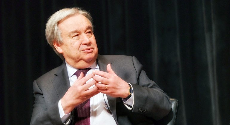 Le Secrétaire général de l'ONU, António Guterres, explique son engagement en faveur de l'égalité des sexes à la New School de New York.