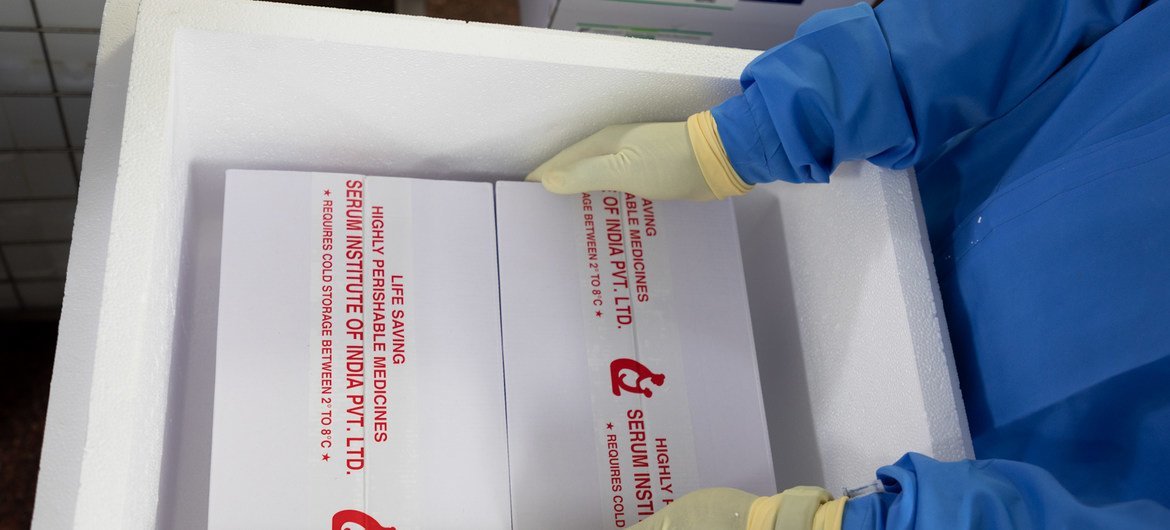शान्तिरक्षकों के लिये, भारत से कोविड टीकों की दो लाख ख़ुराकें डेनमार्क की राजधानी कोपेनहेगन भेजी जा रही हैं.