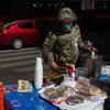 Vendedores ambulantes en México, en medio de la pandemia de coronavirus.
