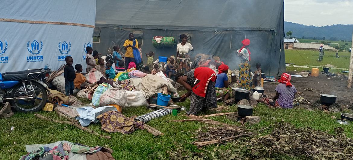 تقدم مفوضية اللاجئين المساعدة الطارئة للأشخاص الفارين من الاشتباكات المسلحة في إقليم روتشورو في مقاطعة شمال كيفو بجمهورية الكونغو الديمقراطية.