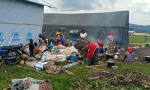 Le HCR fournit une assistance d'urgence aux personnes fuyant les affrontements armés dans le territoire de Rutshuru, dans la province du Nord-Kivu en RDC, en mai 2022..