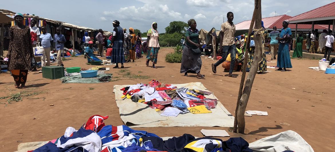 Mercado Okubani, Yumbe, Nilo Occidental, en el norte de Uganda 