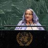 बांग्लादेश की प्रधानमंत्री शेख़ हसीना यूएन महासभा को संबोधित करते हुए.