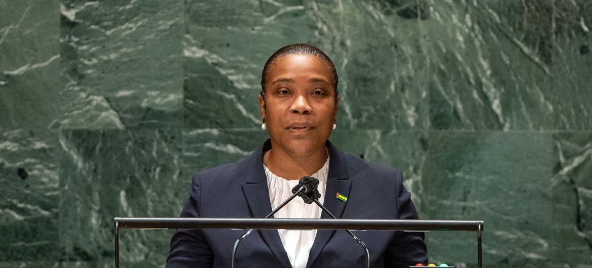 Ministra dos Negócios Estrangeiros de São Tomé e Princípe, Edite Ramos da Costa Ten Jua. 