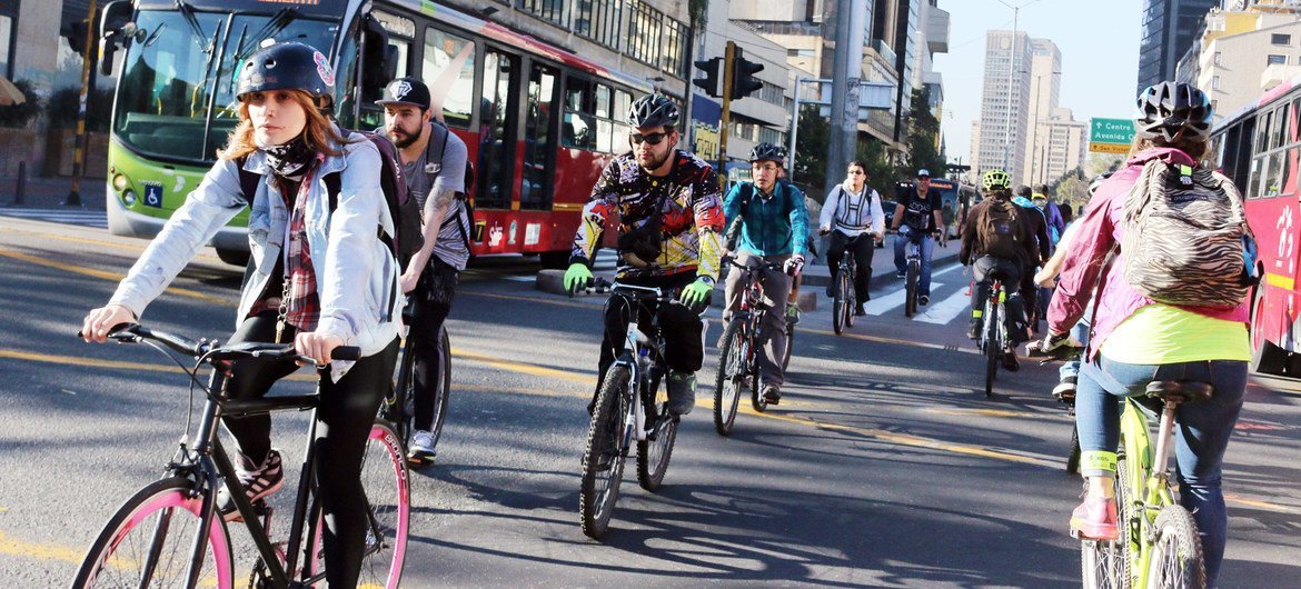 Les pistes cyclables visent à promouvoir des modes de transport plus respectueux de l'environnement.