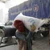 विश्व खाद्य कार्यक्रम सहित अन्य यूएन एजेंसियाँ अफ़ग़ानिस्तान में राहत अभियान में जुटी हैं.