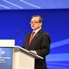 联合国副秘书长刘振民在德国首都柏林举行的联合国互联网治理论坛上发表讲话。（2019年11月27日）