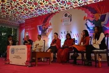 जयपुर साहित्य महोत्सव में जलवायु परिवर्तन पर सत्र के दौरान चर्चा. 