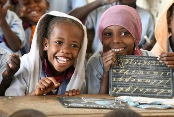 Young children in conflict-affected Bol, Chad study science at school.