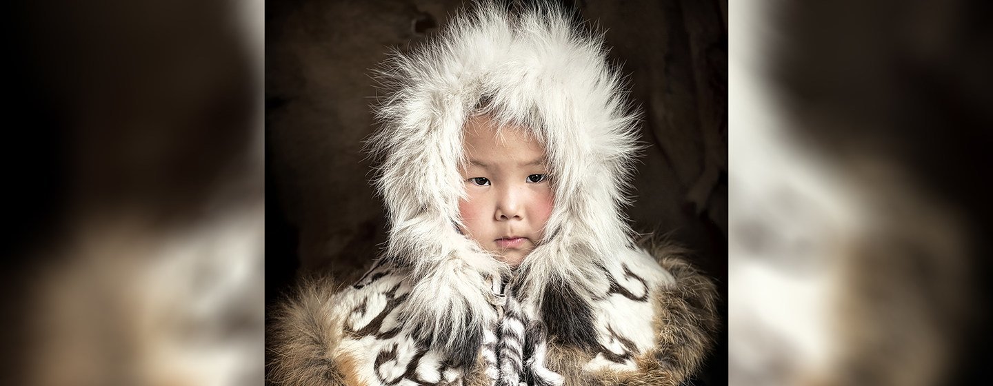 Menina Even, República de Sakha, Nordeste da Sibéria, Rússia