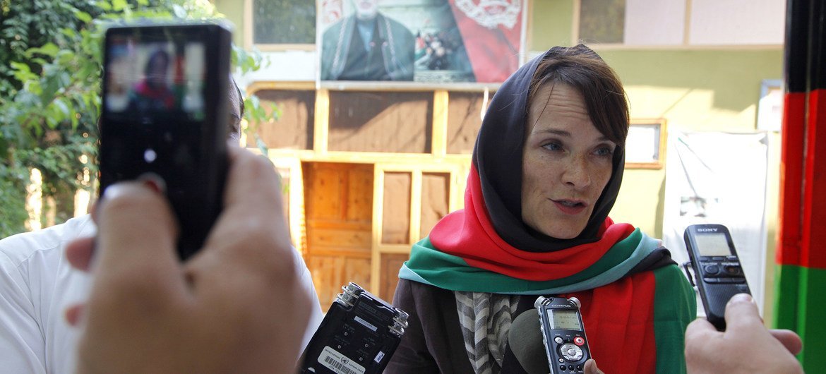 Georgette Gagnon, as Directrice des droits de l’homme à la Mission d’assistance des Nations Unies en Afghanistan (MANUA). 