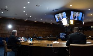 الأمين العام للأمم المتحدة، أنطونيو غوتيريش، يلقي كلمة عبر تقنية الفيديو أمام اجتماع رفيع المستوى حول معالجة الديون والسيولة.