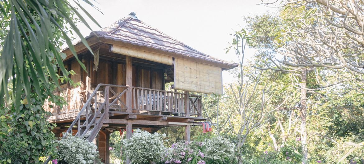 Un des bungalows sur le terrain d'Esa di Kubu Homestay, situé dans le village de Sudaji, sur l'île indonésienne de Bali.