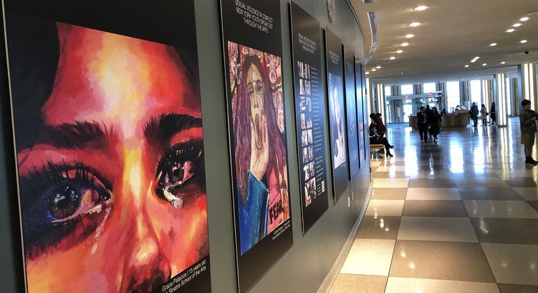 An exhibition of art works by students marking the 10-year anniversary of the establishment of the UN mandate on Sexual Violence in Conflict has opened in the foyer of the UN General Assembly.