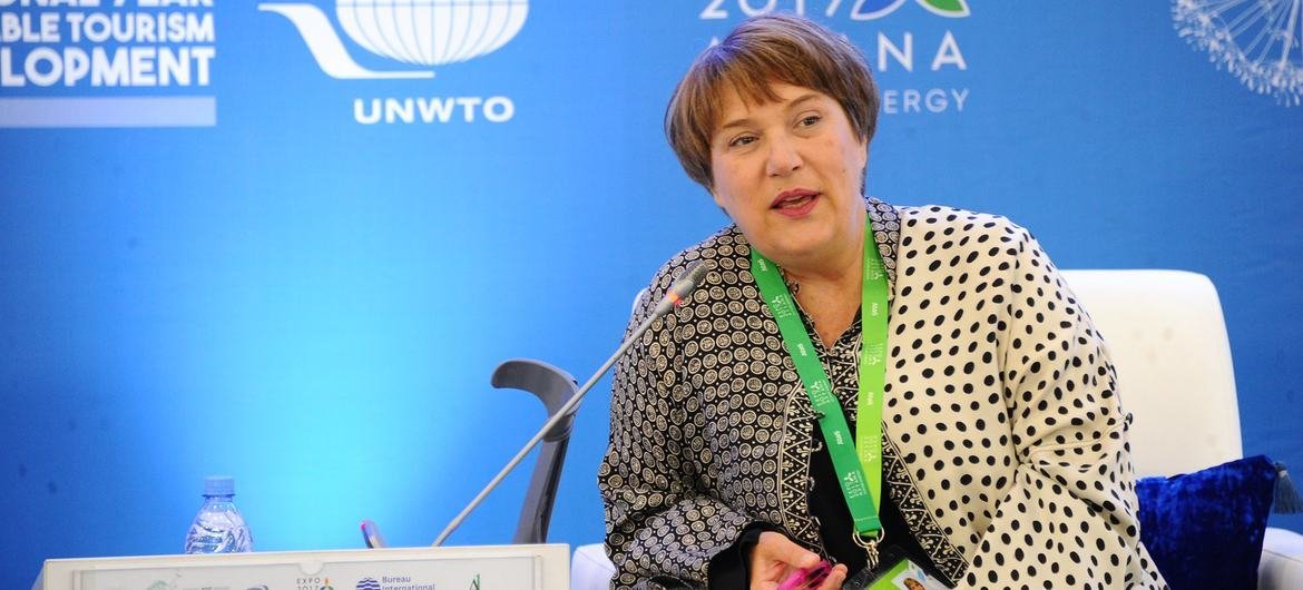 La directora ejecutiva de la OMT, Zoritza Urosevic