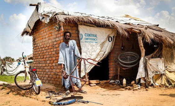 A Chadian returnee makes ends meet by repairing bicycles and motorcycles at the Djako camp in the south of the country.