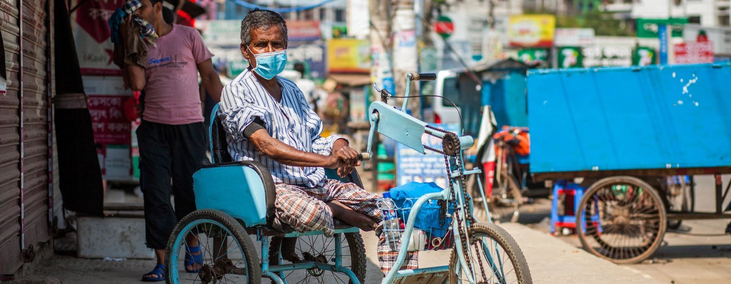Vulnerable people in developing countries like Bangladesh are expected to be hit particularly hard by the COVID-19 pandemic. 