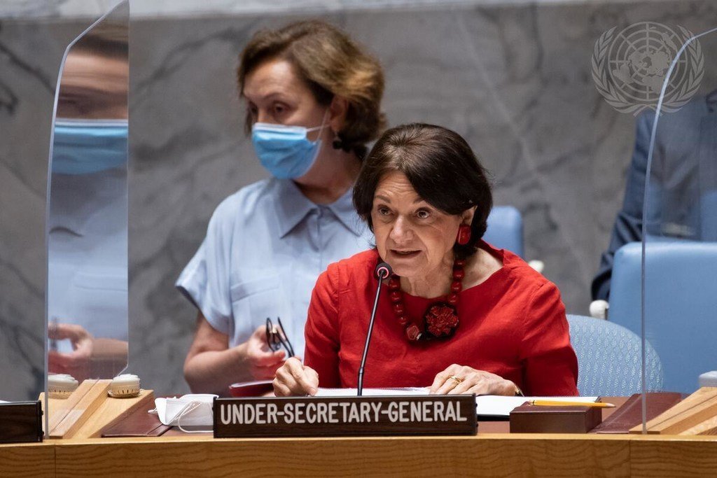 وكيلة الأمين العام للشؤون السياسية وبناء السلام، روزماري ديكارلو، تحيط مجلس الأمن حول مسألة عدم الانتشار النووي.