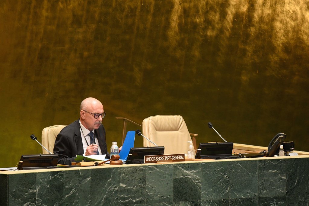 Vladimir Voronkov, Secrétaire général adjoint de l'ONU pour la lutte contre le terrorisme, s'adressant à la Conférence de haut niveau sur la lutte contre le terrorisme dans la salle de l'Assemblée générale des Nations Unies (archives).