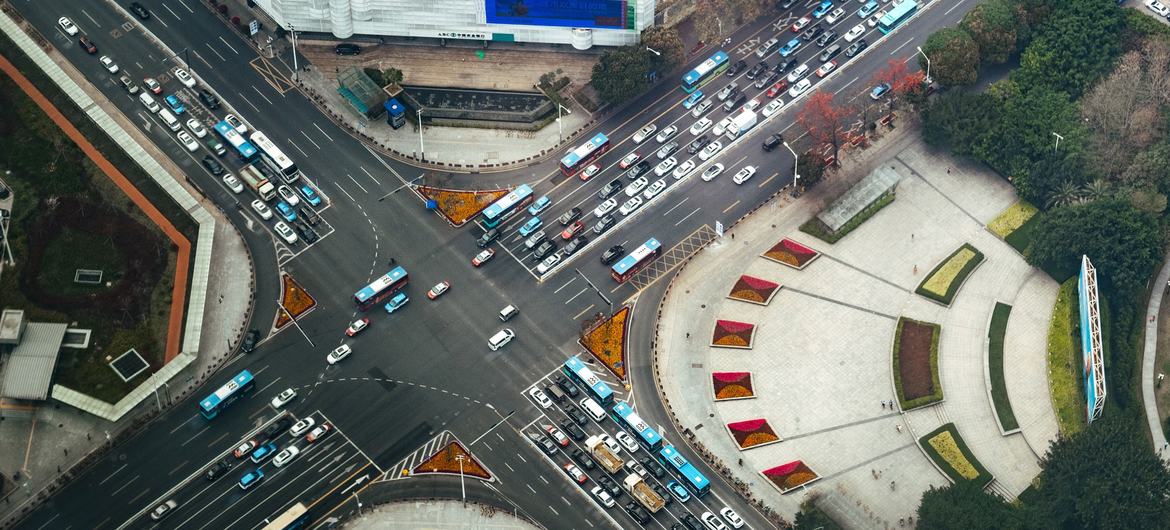 A busy road intersection in Shenzhen, China.