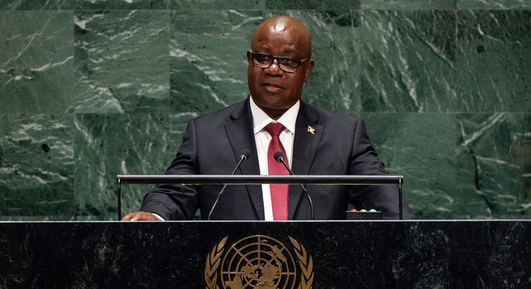 Ezéchiel Nibigira, Minister for Foreign Affairs of the Republic of Burundi, addresses the 74th session of the United Nations General Assembly’s General Debate. (30 September 2019)