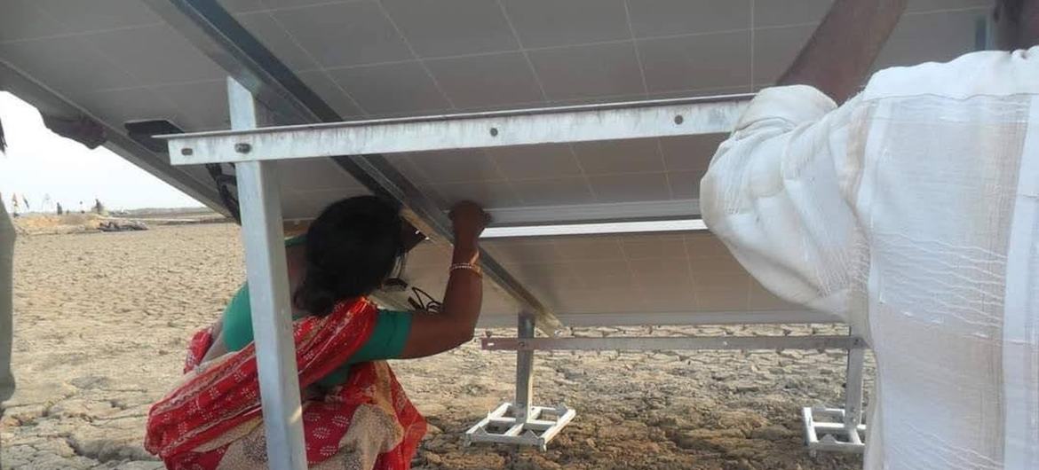 An estimated 1000 women, will be trained as solar panel technicians and solar pumps in this program.