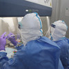 Un test en laboratoire pour extraire l'acide nucléique du nouveau coronavirus.