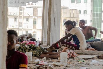 COVID-19 movement restrictions rendered migrants unable to leave Yemen for many months last year, forcing them to seek temporary shelter in an abandoned building in Aden.