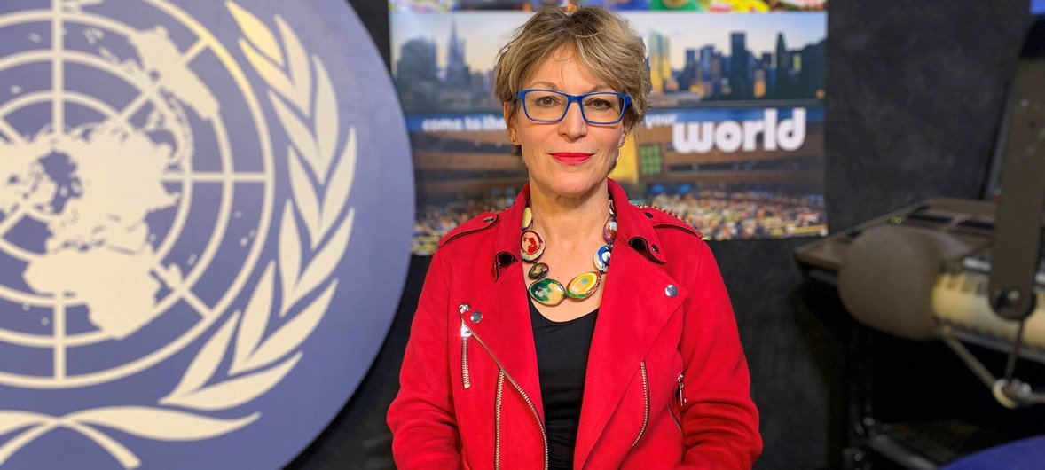 Специальный докладчик ООН по вопросу о внесудебных казнях Аньес Калламар в студии Службы новостей ООН в Нью-Йорке.  