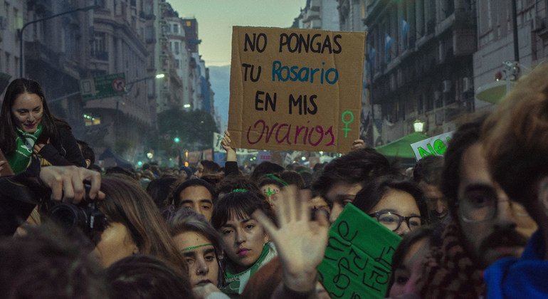 Expertas de la ONU esperan que la legalización del aborto en Argentina sea  un modelo para América Latina | Noticias ONU