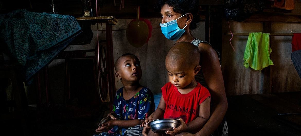 El COVID-19 y la inseguridad alimentaria en Myanmar aboca a las personas más vulnerables a la pobreza. 