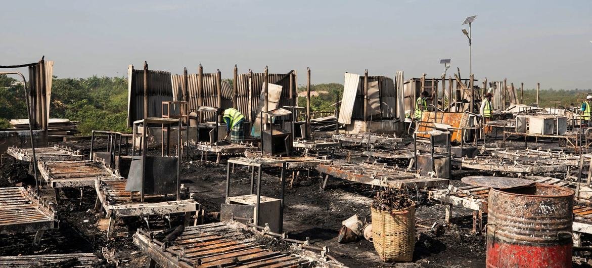 أصاب حريق منشأة صحية تديرها المنظمة الدولية للهجرة في كوكس بازار