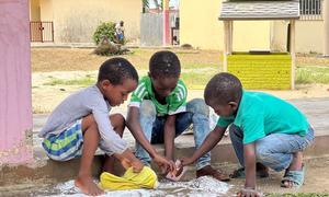Au Gabon, l'UNICEF soutient le centre gouvernemental pour les enfants en difficulté.