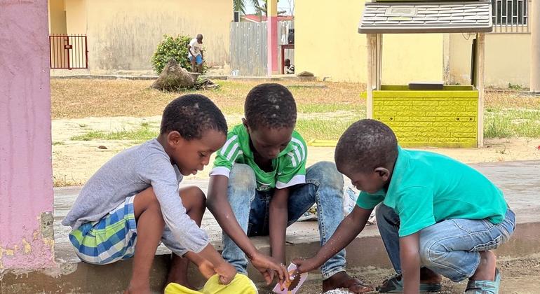 Au Gabon, l'UNICEF soutient le centre gouvernemental pour les enfants en difficulté.